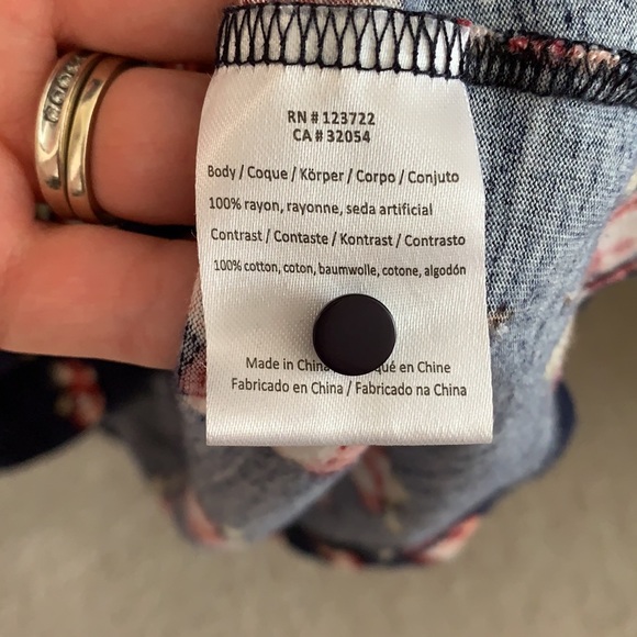 Anthropologie One September Floral Top - Picture 6 of 7